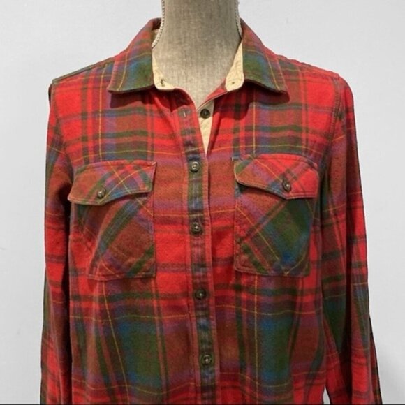 Roots red and green plaid button-down shirt Size Medium - Picture 3 of 16